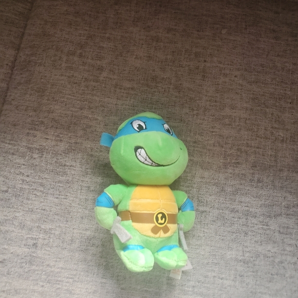 Ninja turtle stuffie - Picture 1 of 4